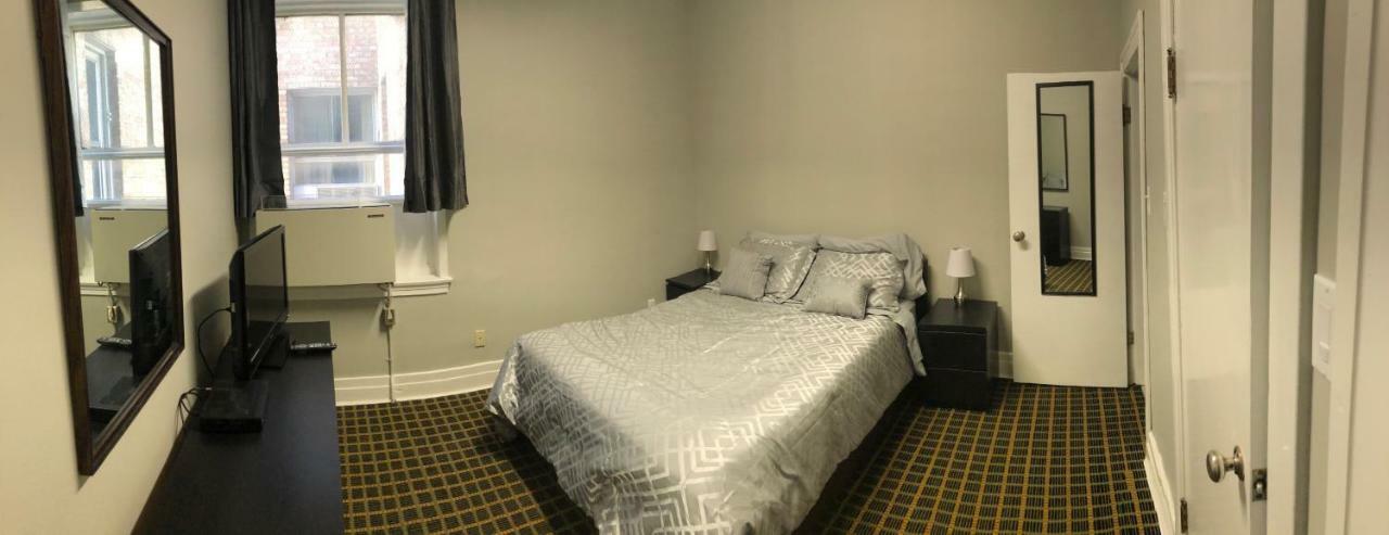 Royal Hotel Флин Флон Екстериор снимка
